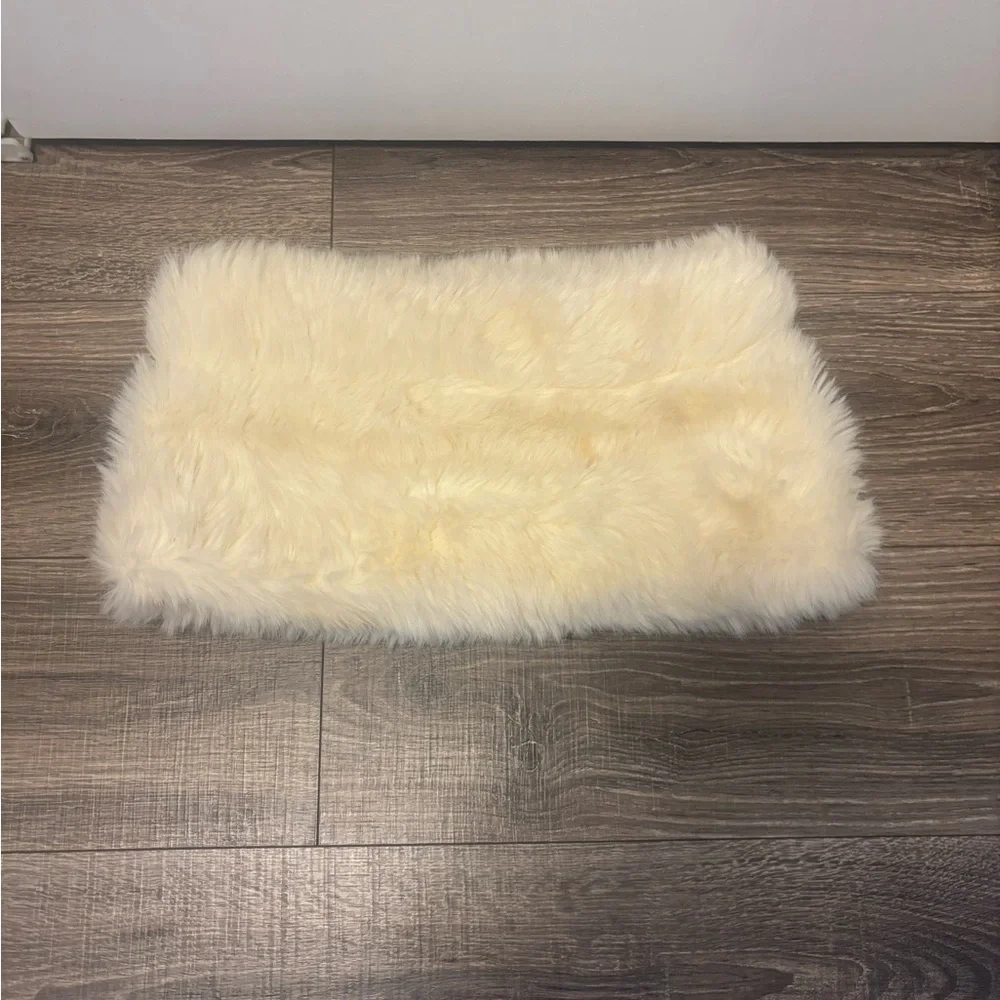 United Colors Of Benetton Women’s Beige Faux Fur Infinity Scarf